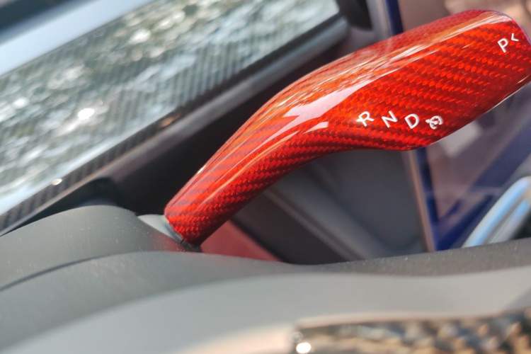 Used Tesla Model Y 2021 Performance High-Performance All-Wheel-Drive Version Gear Lever