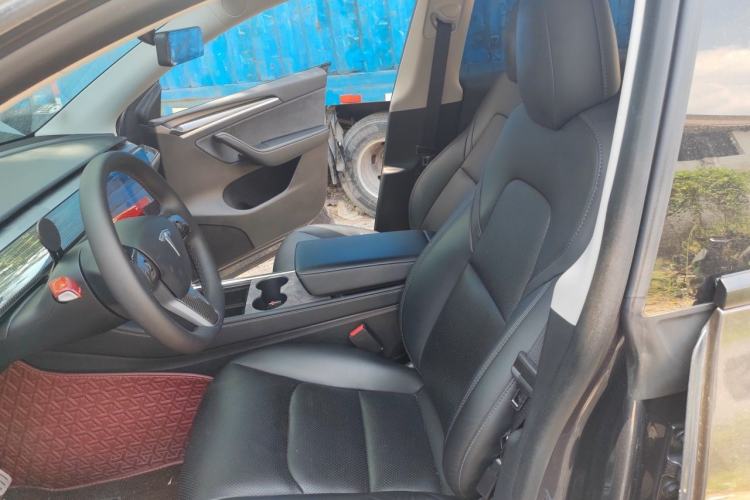 Used Tesla Model Y 2021 Performance High-Performance All-Wheel-Drive Version Left Front Seat