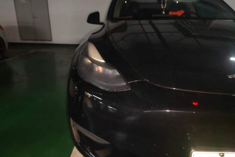 Used Tesla Model Y 2021 Long-Range All-Wheel-Drive Version Right Front Headlight
