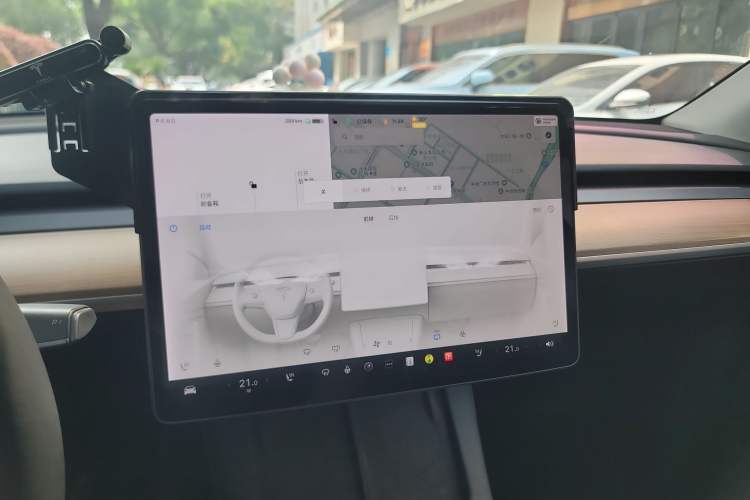 Used Tesla Model Y 2021 Standard Range Rear-Wheel Drive Version Audio And AC Panel