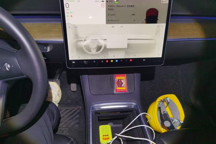 Used Tesla Model Y 2021 Standard Range Rear-Wheel Drive Version Audio And AC Panel