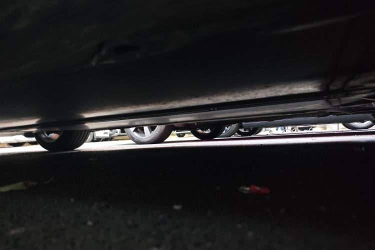 Used Tesla Model Y 2021 Long-Range All-Wheel-Drive Version Chassis Rear Left