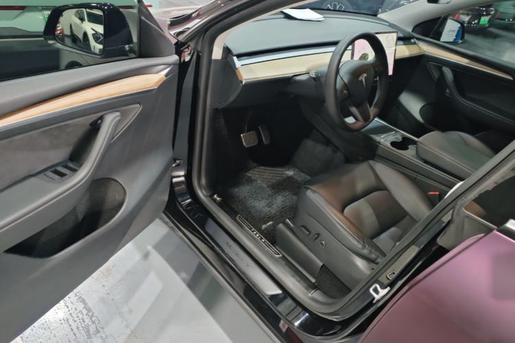 Used Tesla Model Y 2021 Standard Range Rear-Wheel Drive Version Driver Seat