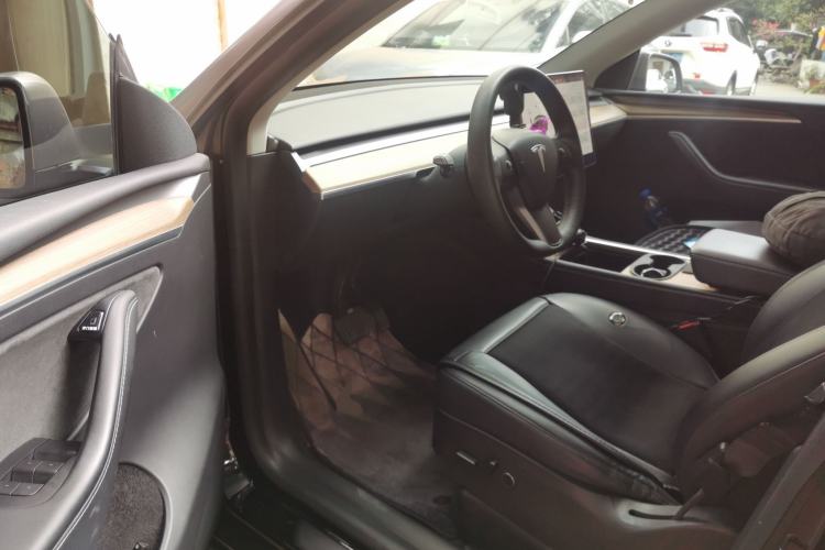 Used Tesla Model Y 2021 Standard Range Rear-Wheel Drive Version Driver Seat