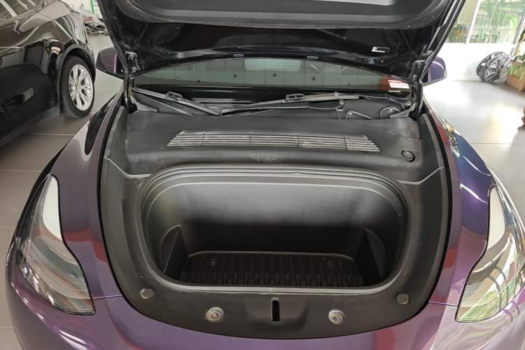 Used Tesla Model Y 2021 Standard Range Rear-Wheel Drive Version Engine Bay