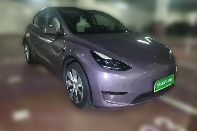 Used Tesla Model Y 2021 Standard Range Rear-Wheel Drive Version Front Right 45 Deg