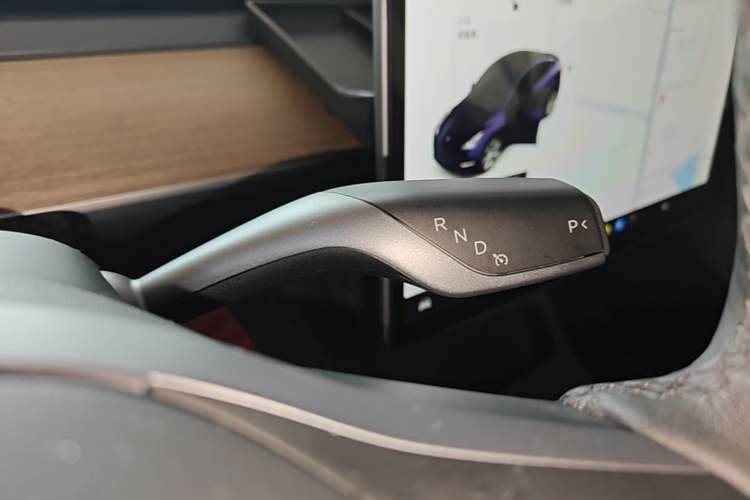 Used Tesla Model Y 2021 Standard Range Rear-Wheel Drive Version Gear Lever
