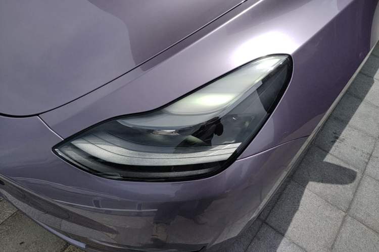 Used Tesla Model Y 2021 Standard Range Rear-Wheel Drive Version Left Front Headlight