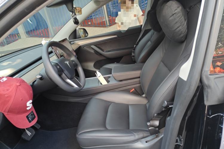 Used Tesla Model Y 2021 Long-Range All-Wheel-Drive Version Left Front Seat