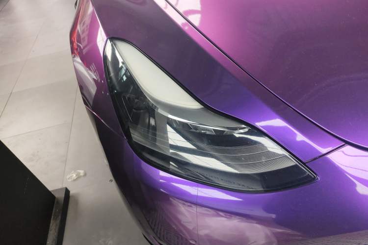 Used Tesla Model Y 2021 Standard Range Rear-Wheel Drive Version Right Front Headlight