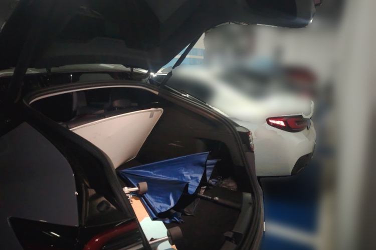 Used Tesla Model Y 2021 Standard Range Rear-Wheel Drive Version Trunk