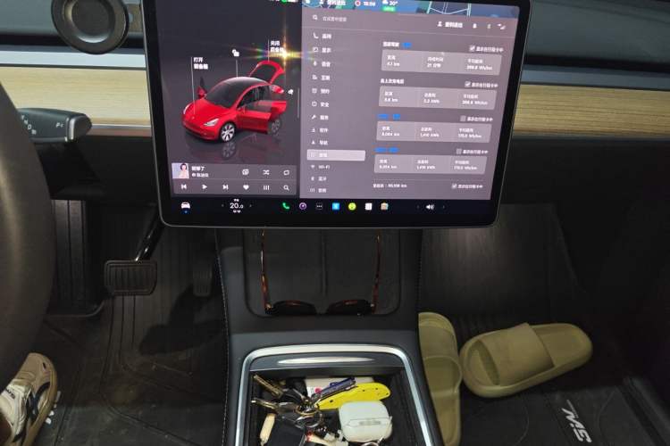 Used Tesla Model Y 2021 Long-Range All-Wheel-Drive Version Audio And AC Panel