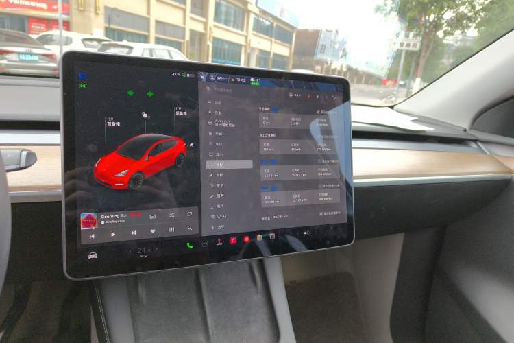 Used Tesla Model Y 2021 Long-Range All-Wheel-Drive Version 3D7 Audio And AC Panel