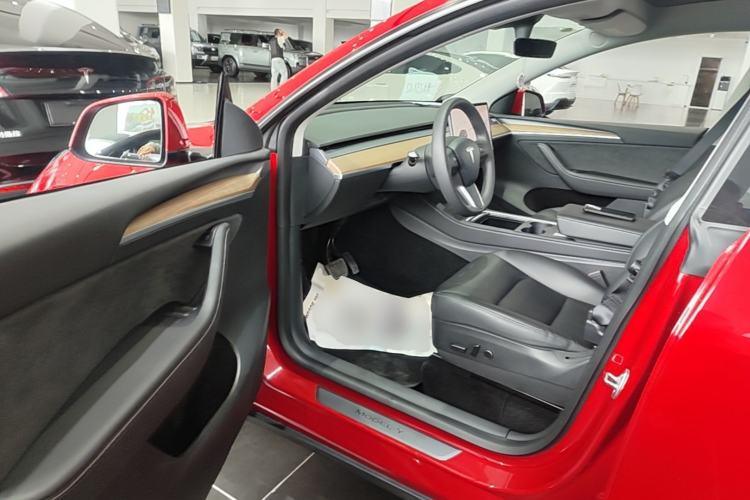 Used Tesla Model Y 2021 Standard Range Rear-Wheel Drive Version Driver Seat