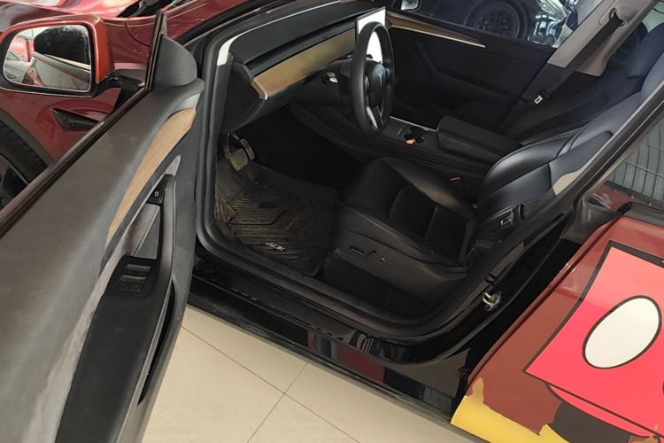 Used Tesla Model Y 2021 Standard Range Rear-Wheel Drive Version Driver Seat