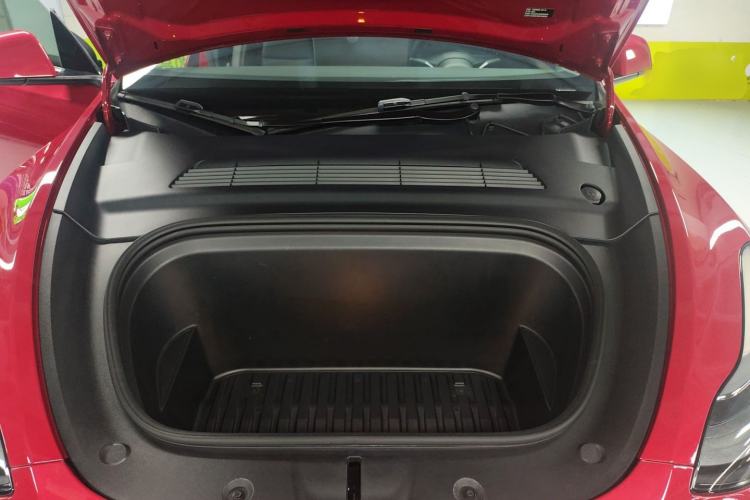 Used Tesla Model Y 2021 Revised Version 2 Long-Range All-Wheel-Drive Edition Engine Bay