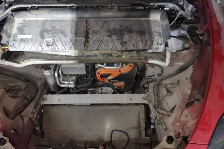 Used Tesla Model Y 2021 Long-Range All-Wheel-Drive Version 3D7 Engine Bay Left
