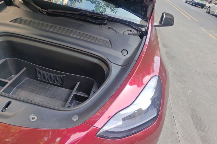 Used Tesla Model Y 2021 Performance High-Performance All-Wheel-Drive Version Engine Bay Left