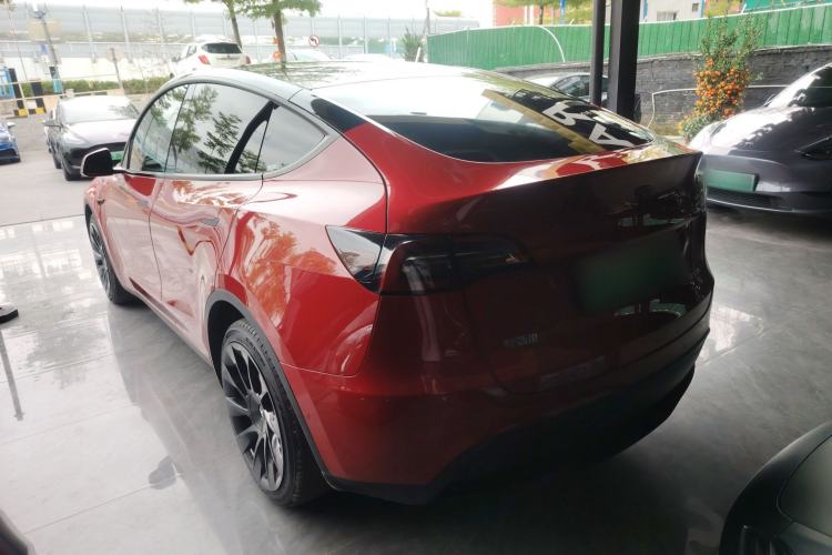 Used Tesla Model Y 2021 Long-Range All-Wheel-Drive Version Exterior 2