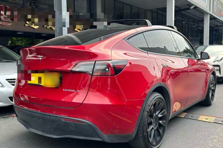 Used Tesla Model Y 2021 Long-Range All-Wheel-Drive Version Exterior 2
