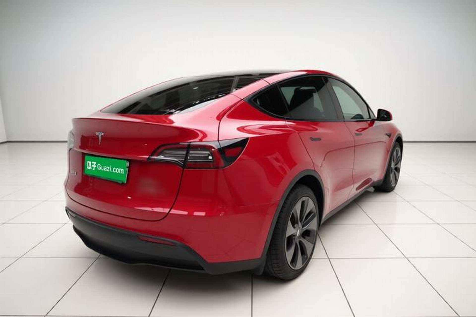 Used Tesla Model Y 2021 Long-Range All-Wheel-Drive Version 3D7 Exterior 5