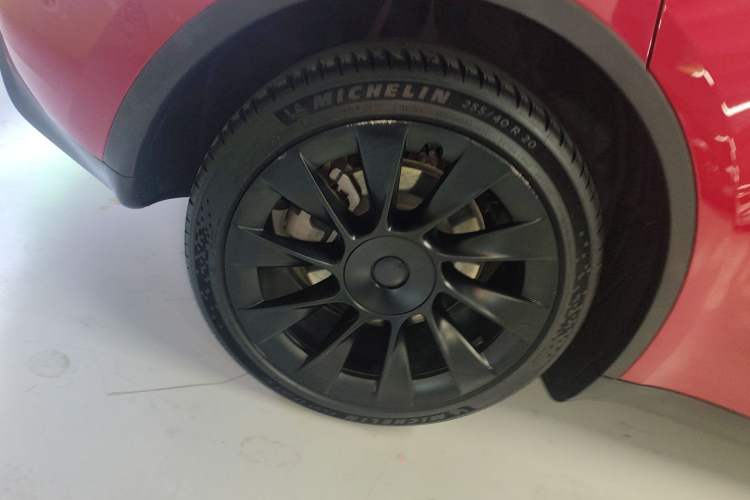 Used Tesla Model Y 2021 Revised Version 2 Long-Range All-Wheel-Drive Edition Exterior 5