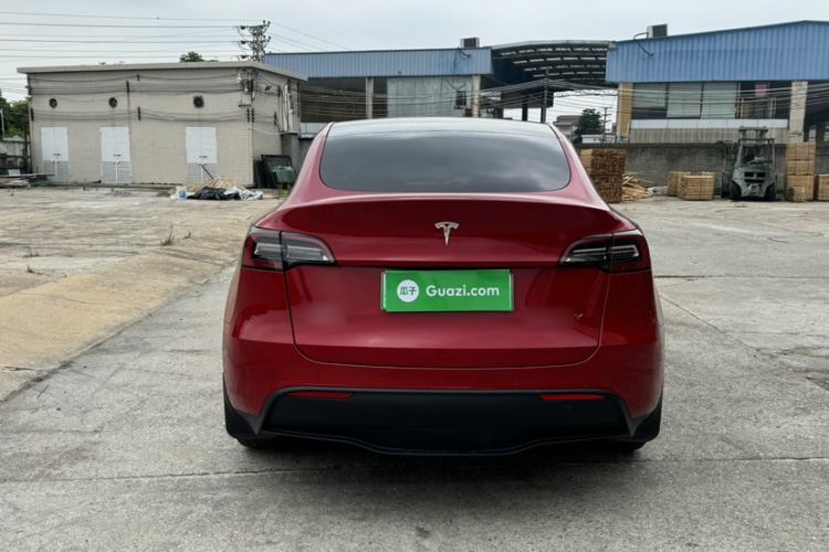 Used Tesla Model Y 2021 Long-Range All-Wheel-Drive Version 3D7 Exterior 7