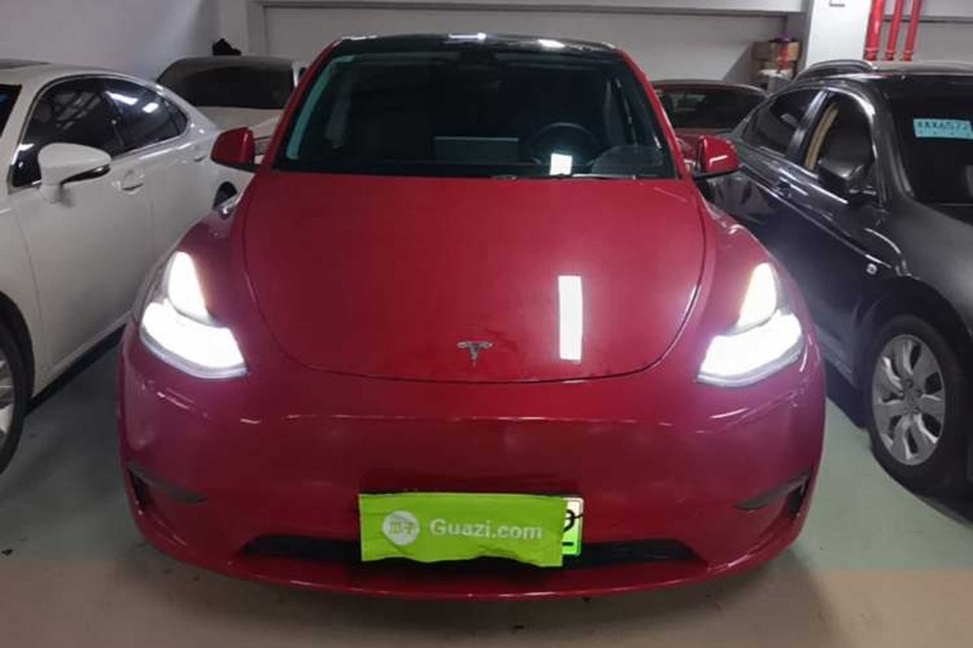 Used Tesla Model Y 2021 Long-Range All-Wheel-Drive Version Front