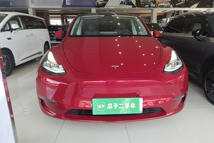 Used Tesla Model Y 2021 Long-Range All-Wheel-Drive Version 3D7 Front