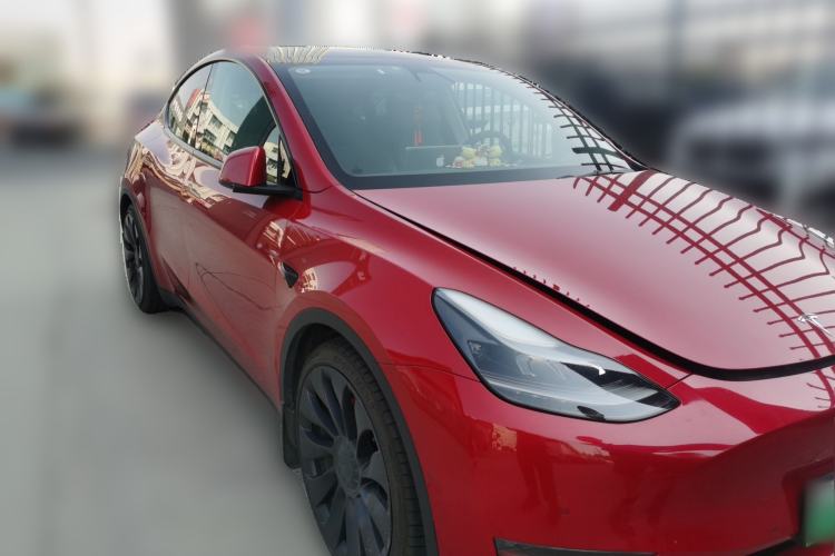 Used Tesla Model Y 2021 Performance High-Performance All-Wheel-Drive Version Front Right 45 Deg