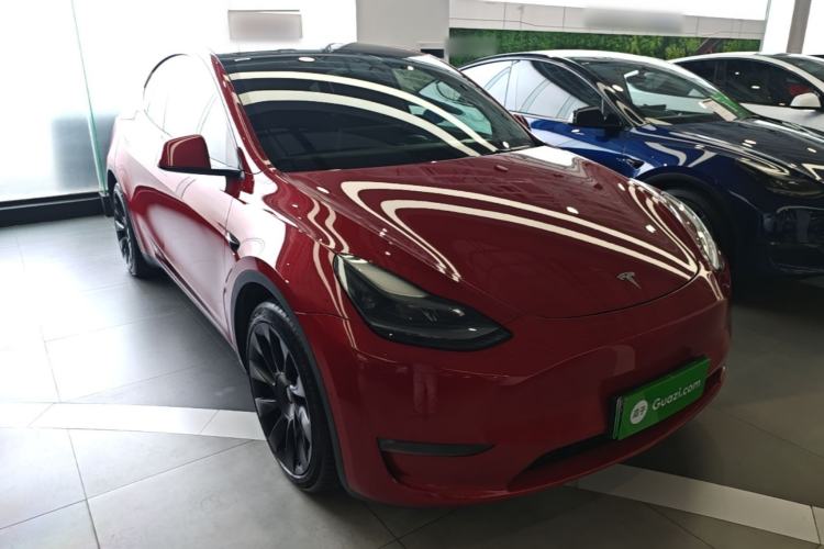 Used Tesla Model Y 2021 Long-Range All-Wheel-Drive Version Front Right 45 Deg
