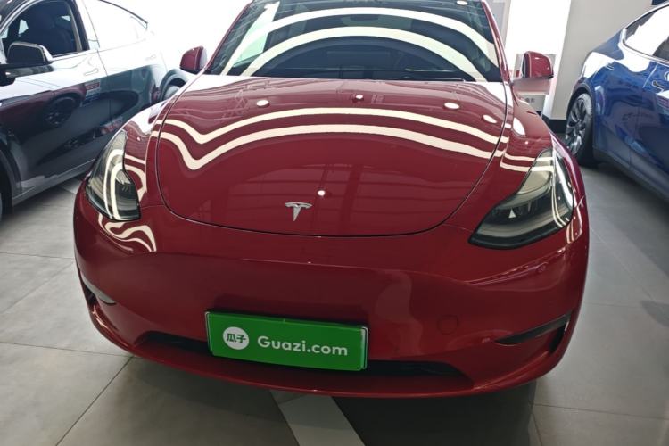 Used Tesla Model Y 2021 Long-Range All-Wheel-Drive Version Front