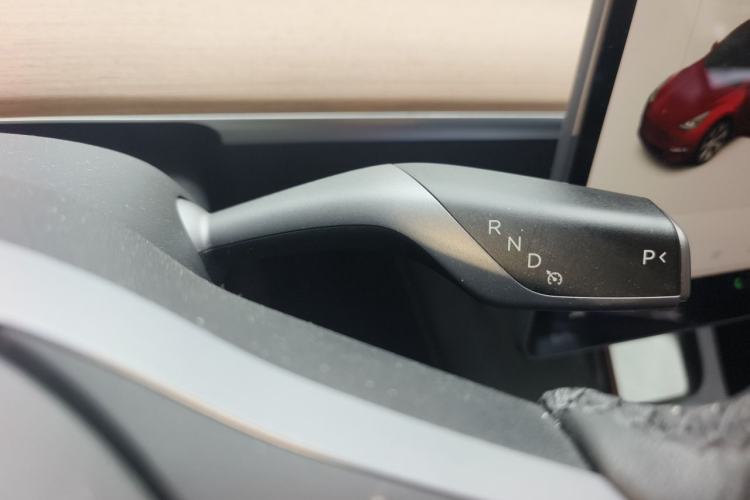 Used Tesla Model Y 2021 Standard Range Rear-Wheel Drive Version Gear Lever