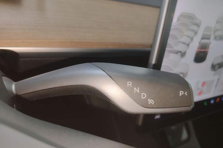 Used Tesla Model Y 2021 Long-Range All-Wheel-Drive Version Gear Lever