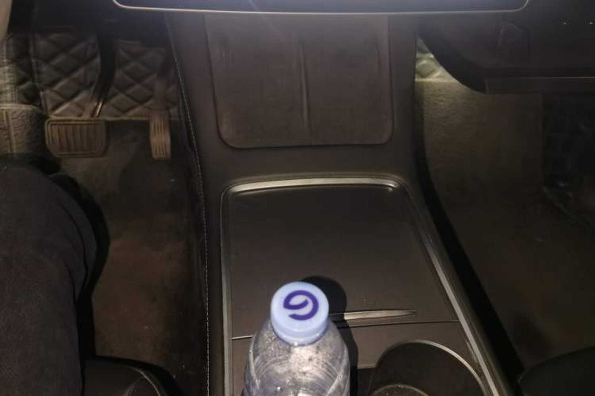 Used Tesla Model Y 2021 Long-Range All-Wheel-Drive Version 3D7 Gear Lever