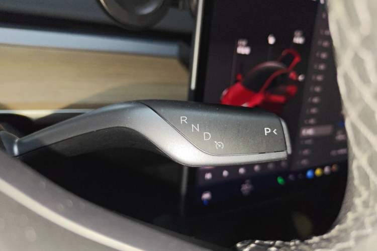 Used Tesla Model Y 2021 Long-Range All-Wheel-Drive Version Gear Lever