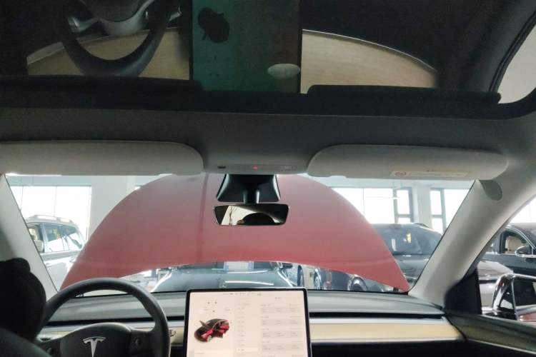 Used Tesla Model Y 2021 Long-Range All-Wheel-Drive Version Headliner