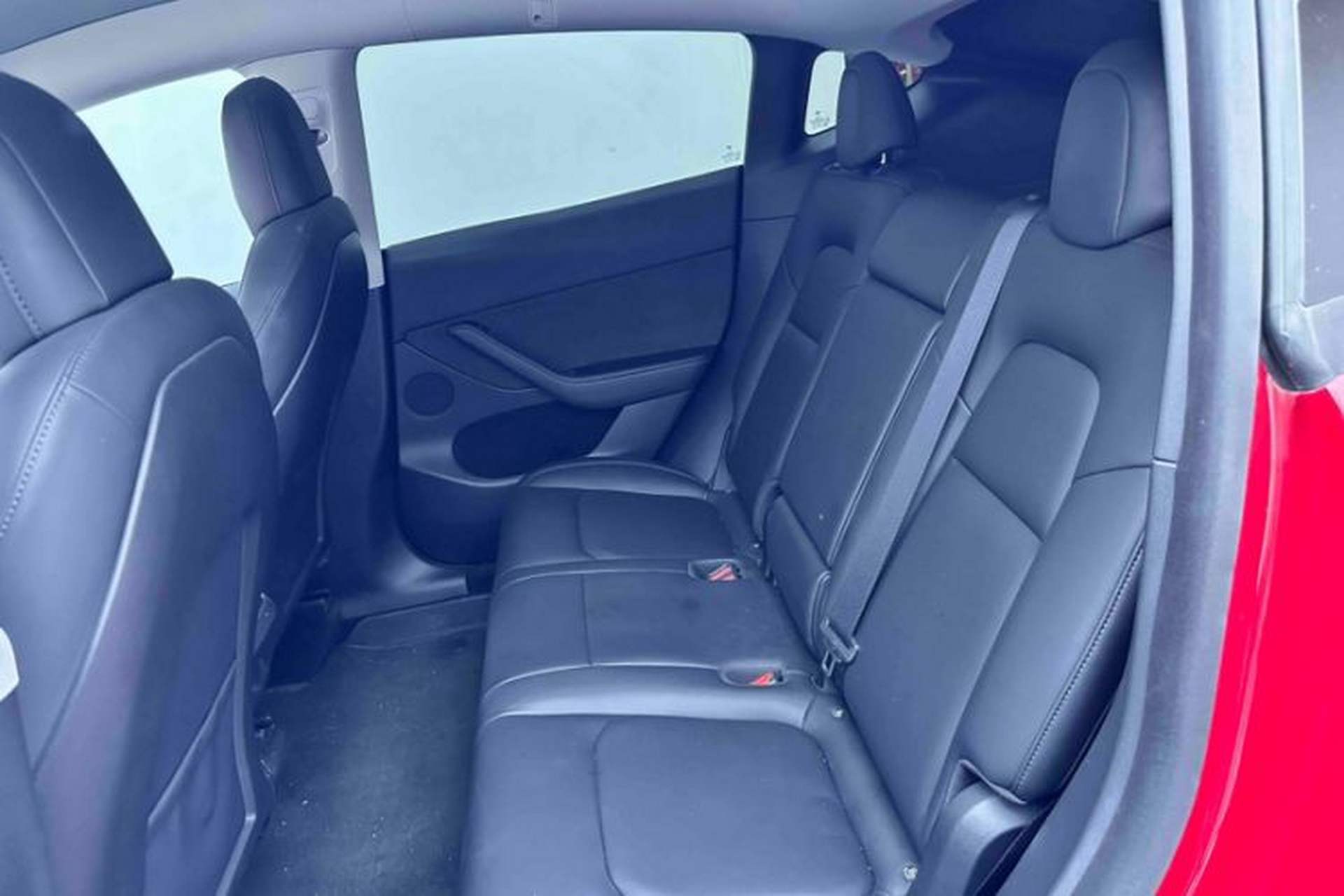 Used Tesla Model Y 2021 Standard Range Rear-Wheel Drive Version Interior 2