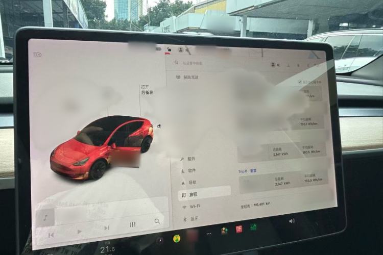 Used Tesla Model Y 2021 Long-Range All-Wheel-Drive Version Interior 5