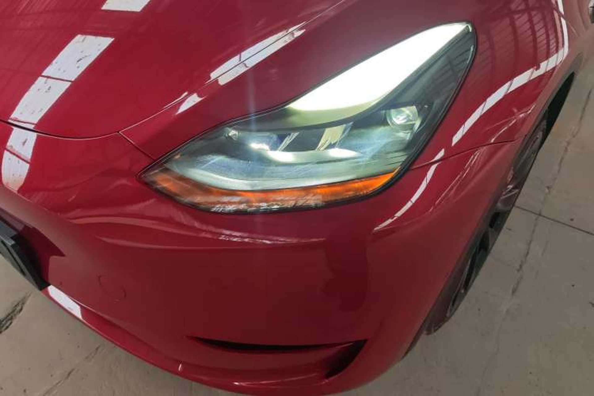 Used Tesla Model Y 2021 Long-Range All-Wheel-Drive Version Left Front Headlight