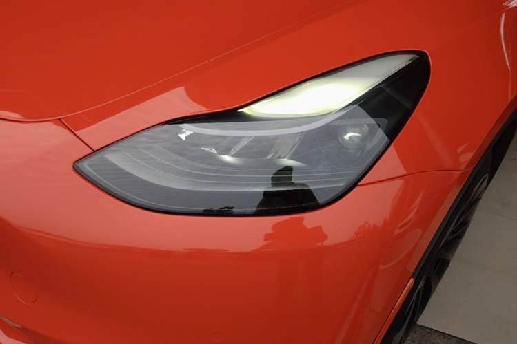 Used Tesla Model Y 2021 Standard Range Rear-Wheel Drive Version Left Front Headlight
