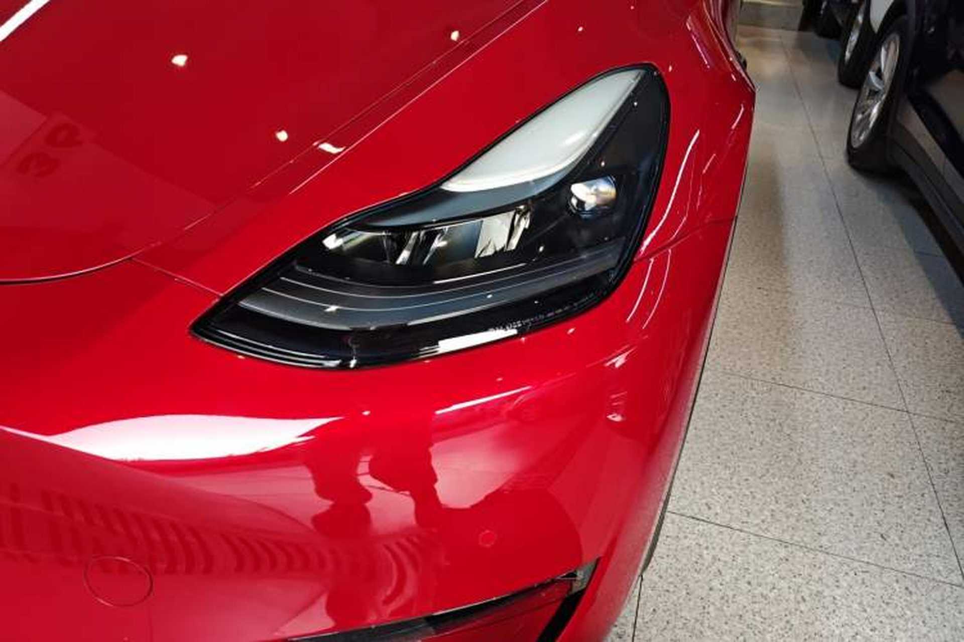 Used Tesla Model Y 2021 Long-Range All-Wheel-Drive Version 3D7 Left Front Headlight