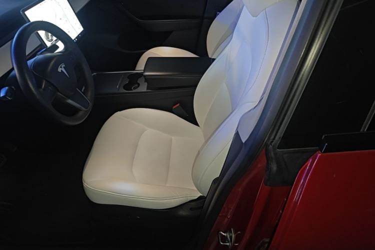 Used Tesla Model Y 2021 Long-Range All-Wheel-Drive Version 3D7 Left Front Seat