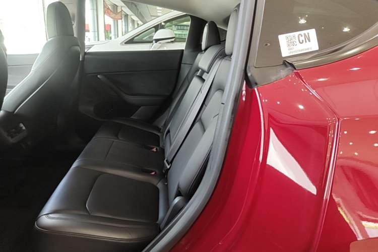 Used Tesla Model Y 2021 Long-Range All-Wheel-Drive Version 3D7 Left Rear Seat