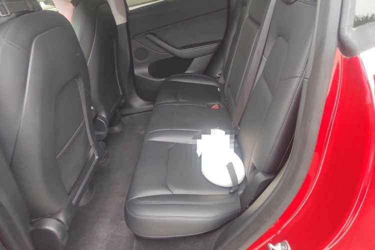 Used Tesla Model Y 2021 Long-Range All-Wheel-Drive Version 3D7 Left Rear Seat