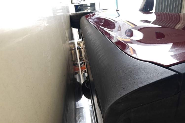Used Tesla Model Y 2021 Standard Range Rear-Wheel Drive Version Left Side Sill