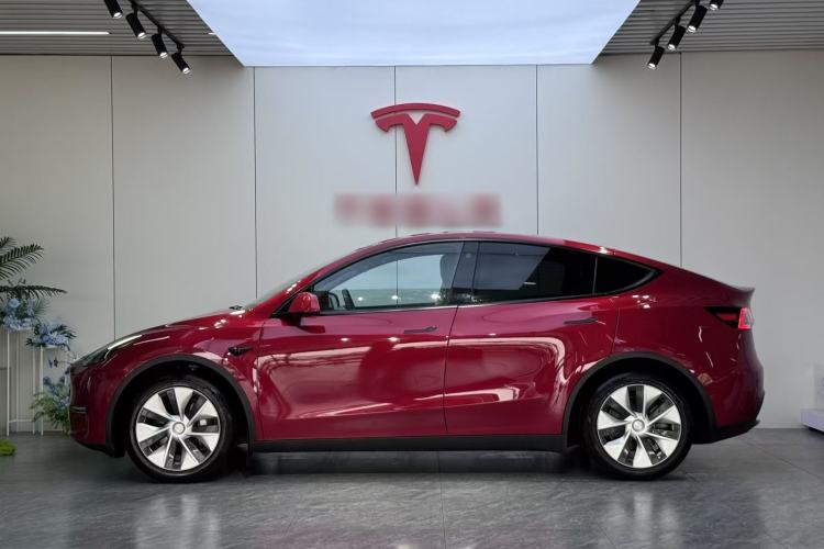 Used Tesla Model Y 2021 Standard Range Rear-Wheel Drive Version Rear Right 45 Deg