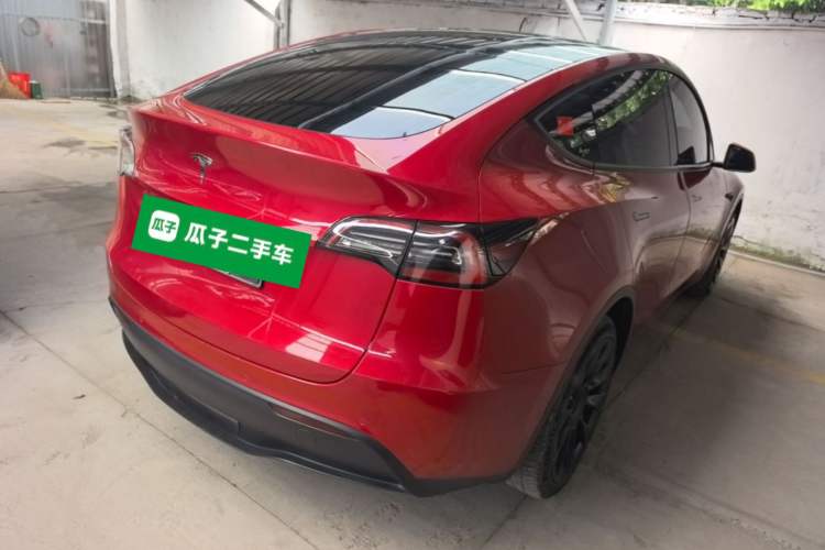 Used Tesla Model Y 2021 Long-Range All-Wheel-Drive Version Rear Right 45 Deg