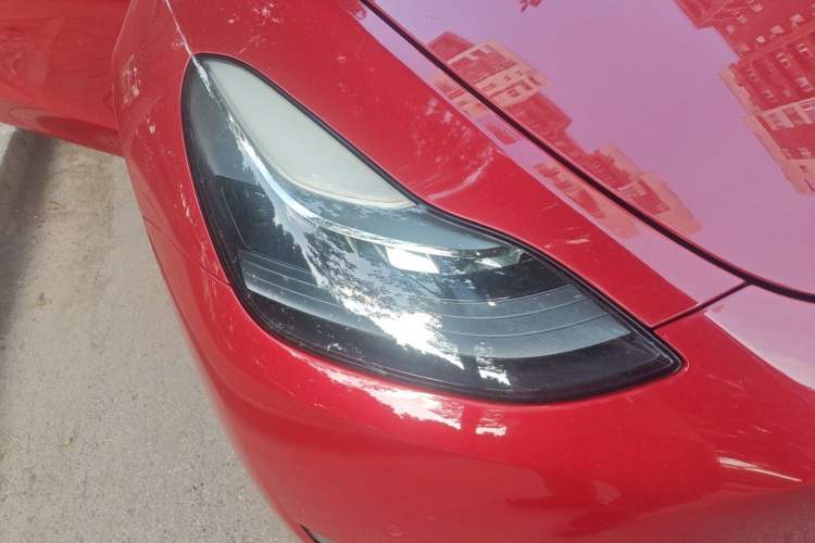Used Tesla Model Y 2021 Long-Range All-Wheel-Drive Version Right Front Headlight
