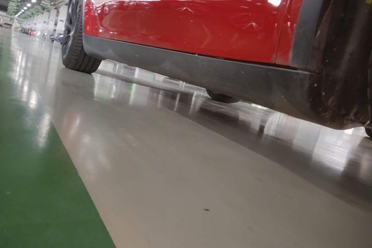 Used Tesla Model Y 2021 Long-Range All-Wheel-Drive Version Right Side Sill